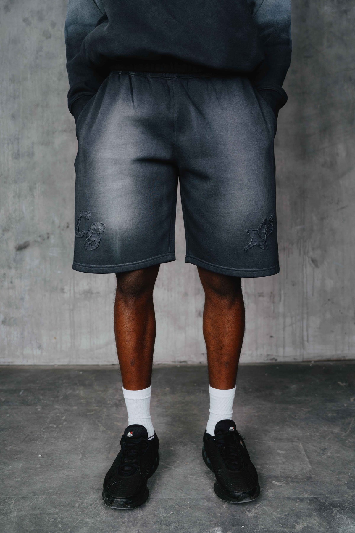 Tyler Short Washed Grey